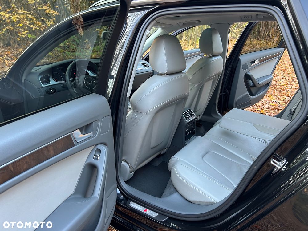 Audi A4 Avant 2.0 TDI clean diesel Quattro S tronic - 27