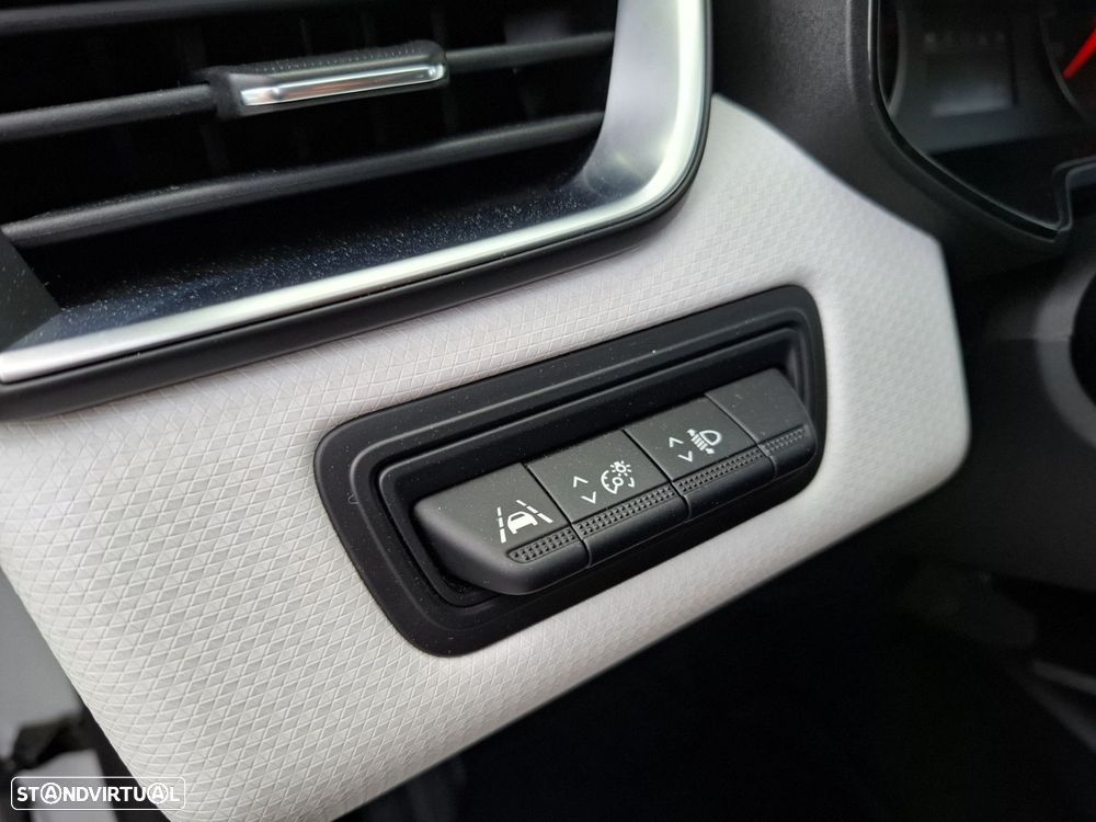 Renault Clio 1.0 TCe Limited - 17