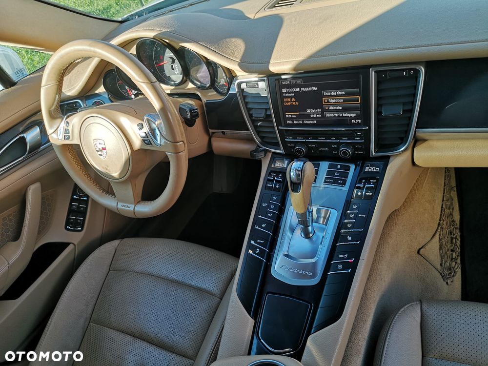 Porsche Panamera Diesel Platinum Edition - 24