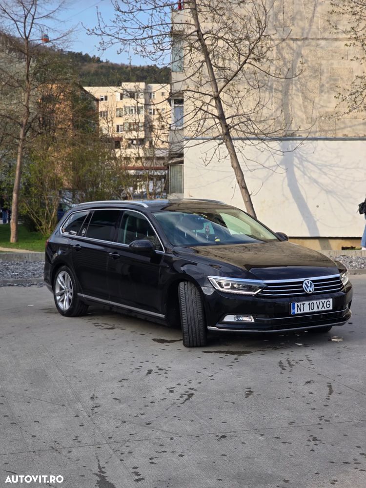Volkswagen Passat 2.0 TDI DSG Highline - 2
