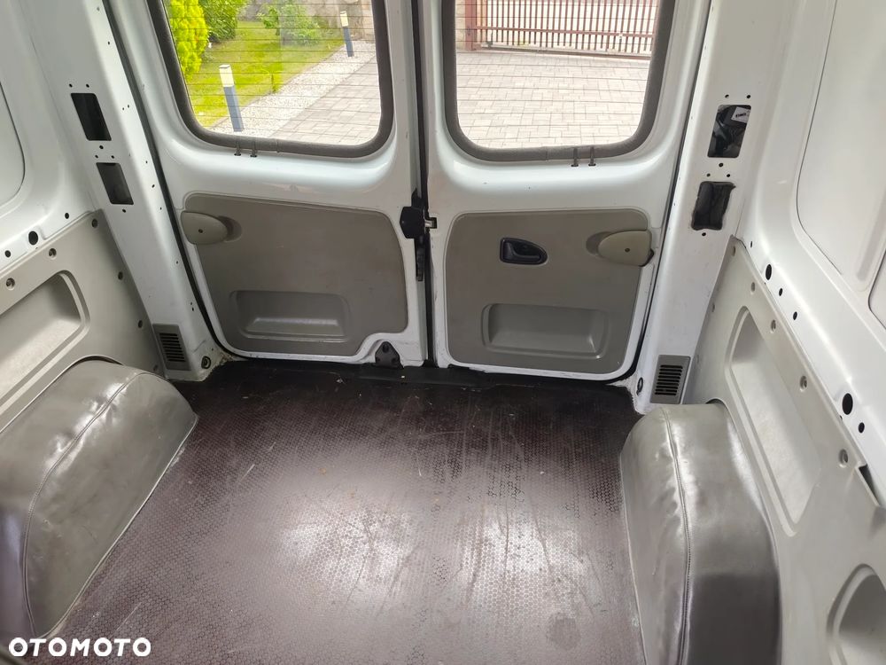 Renault Trafic L2H1 Pack Clim - 21