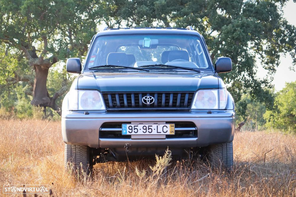 Toyota Land Cruiser - 2