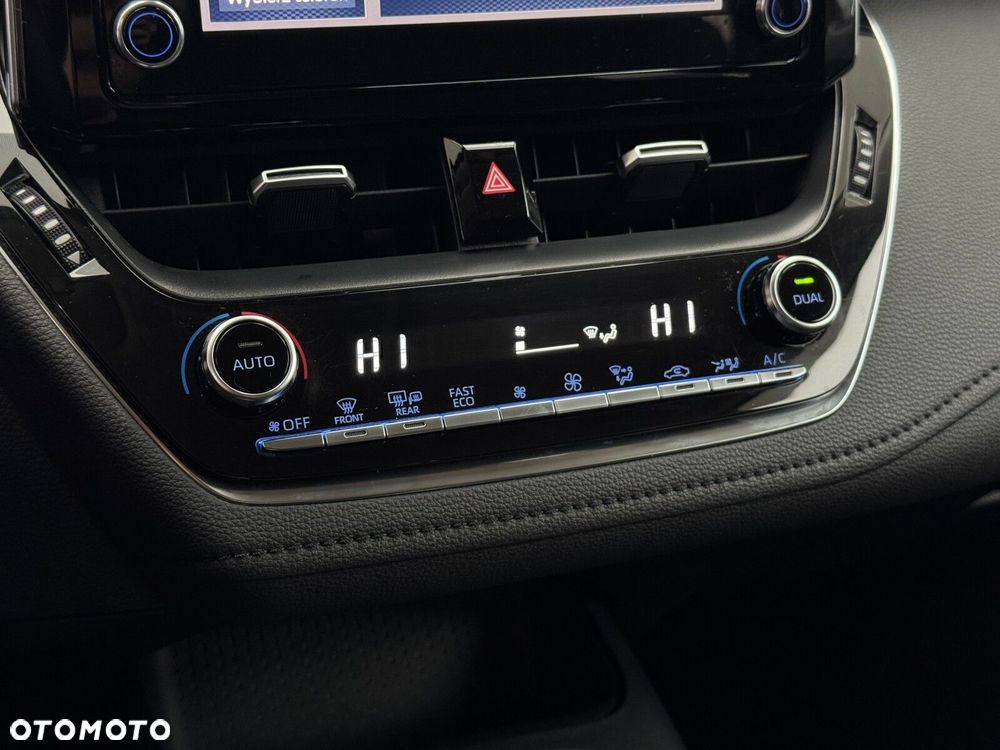 Toyota Corolla 1.5 Comfort - 24