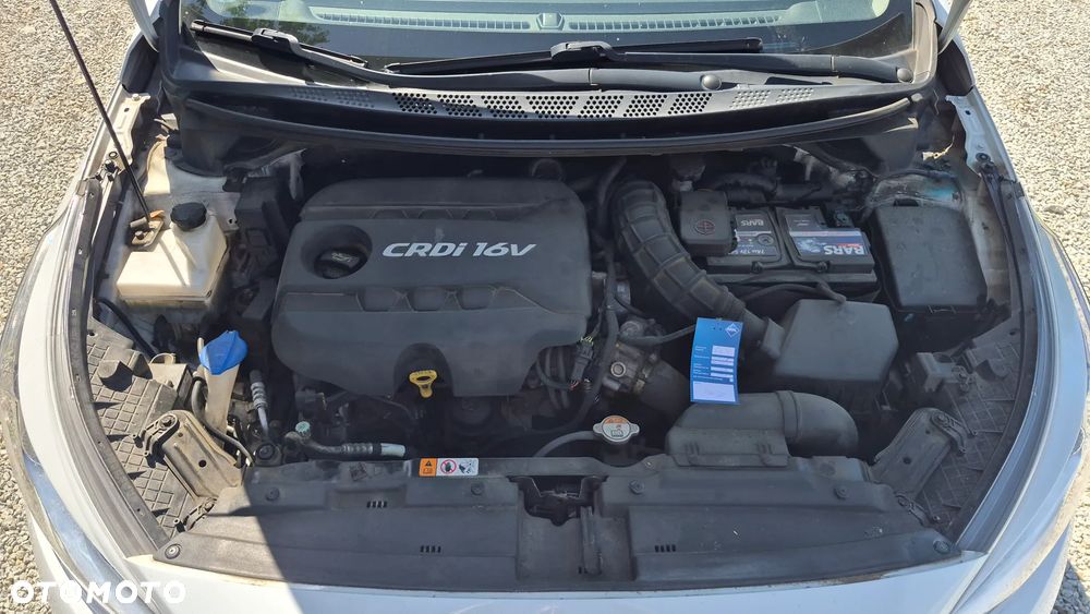 Kia Ceed 1.6 CRDi 128 Vision - 18