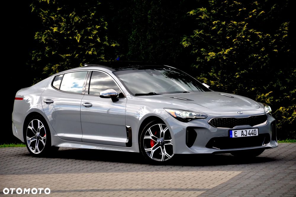 Kia Stinger - 7