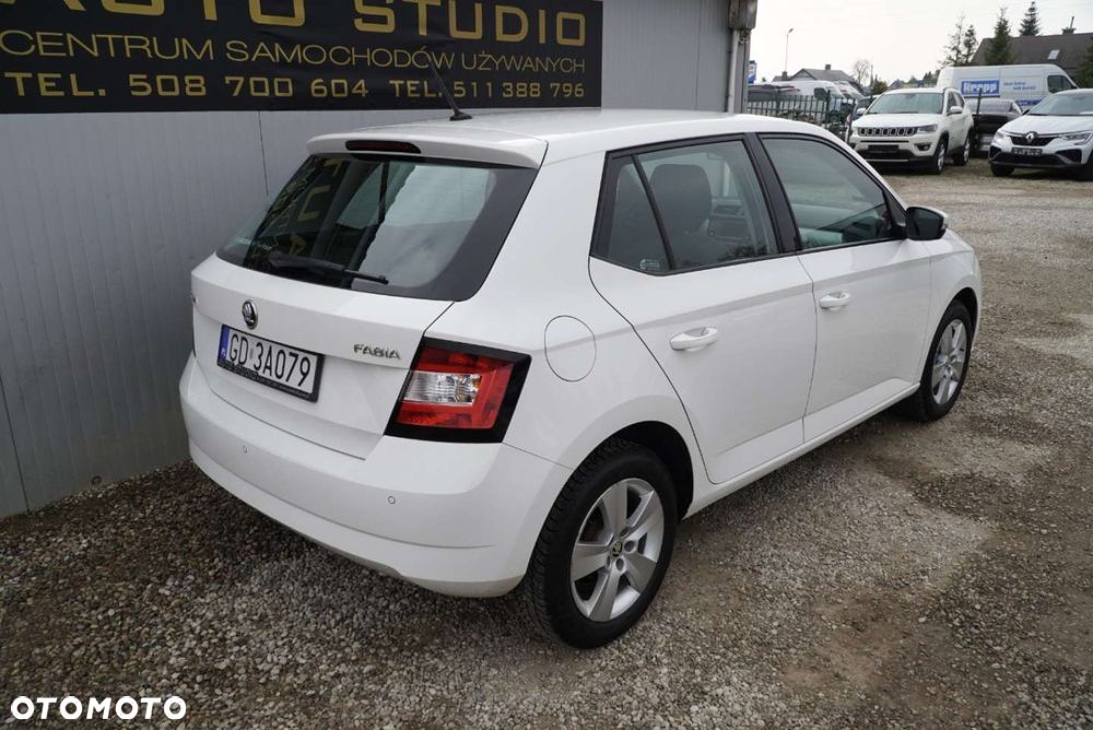 Skoda Fabia 1.0 TSI Drive - 34