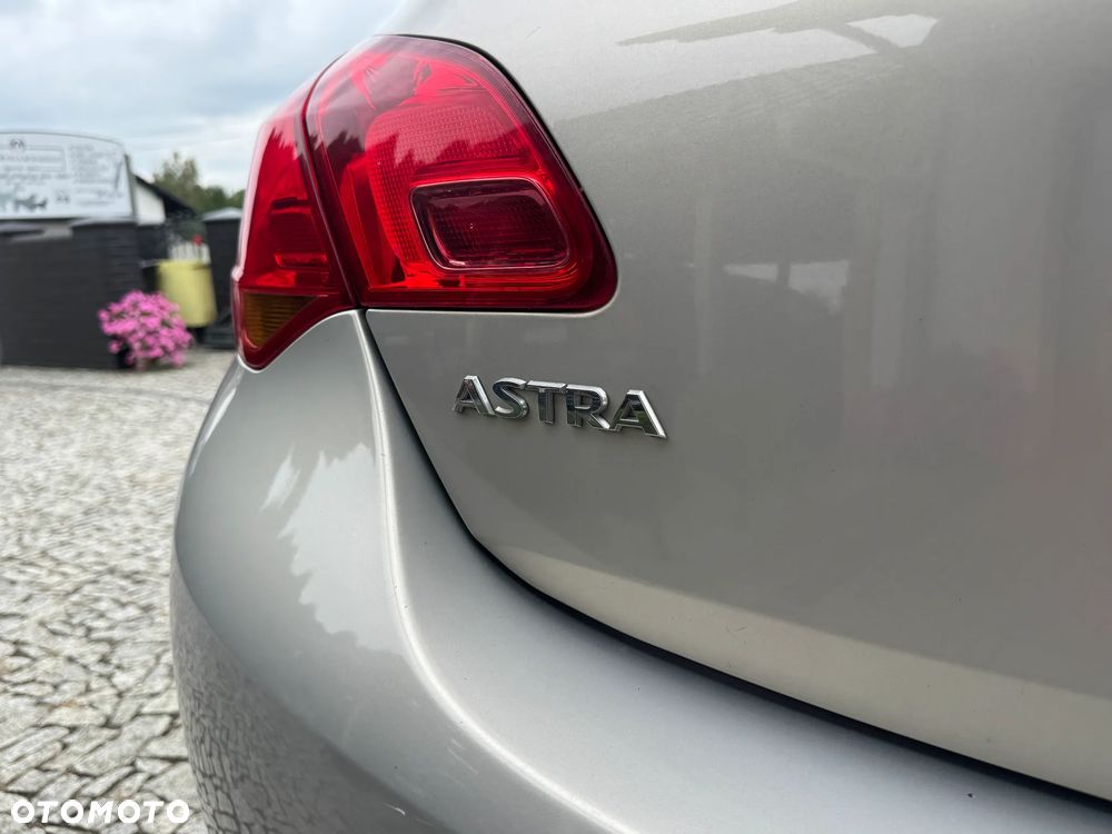 Opel Astra 1.4 Turbo - 39