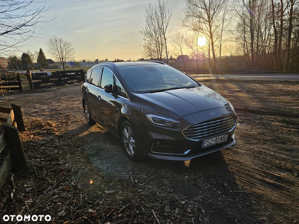Ford S-Max 2.5 Hybrid Titanium CVT - 19