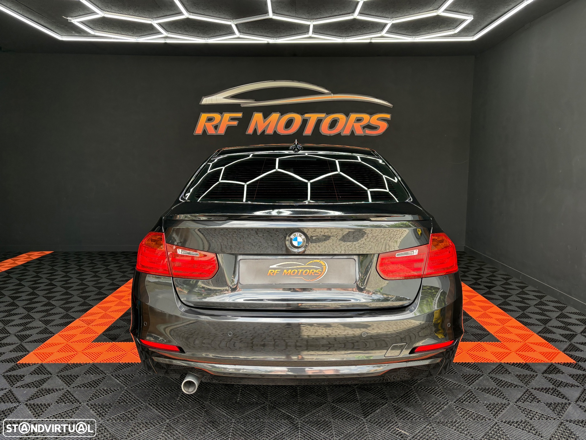 BMW 318 d Aut. Sport Line - 6