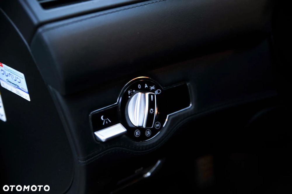 Mercedes-Benz CL 63 AMG 7G-TRONIC - 36