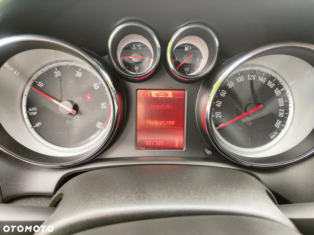 Opel Astra 1.6 D (CDTI) Dynamic - 34