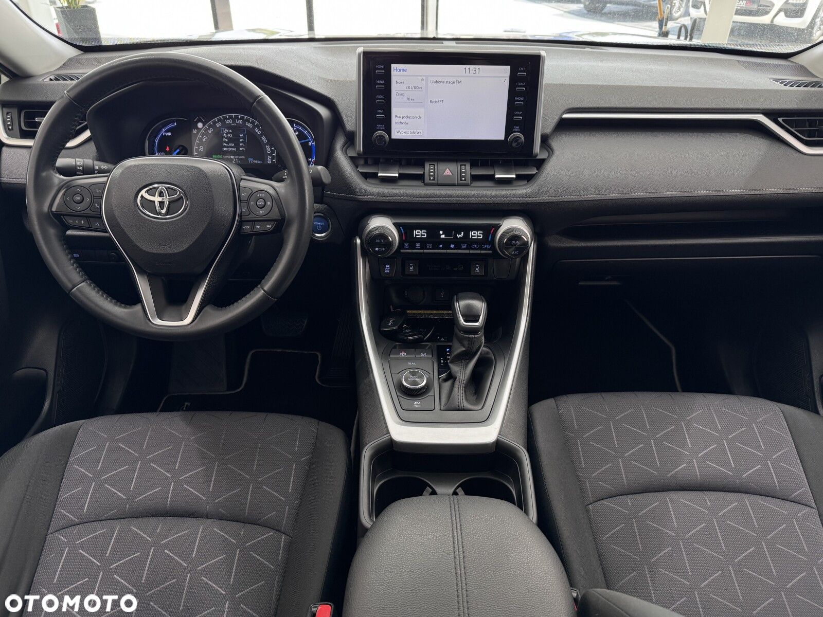 Toyota RAV4 - 14