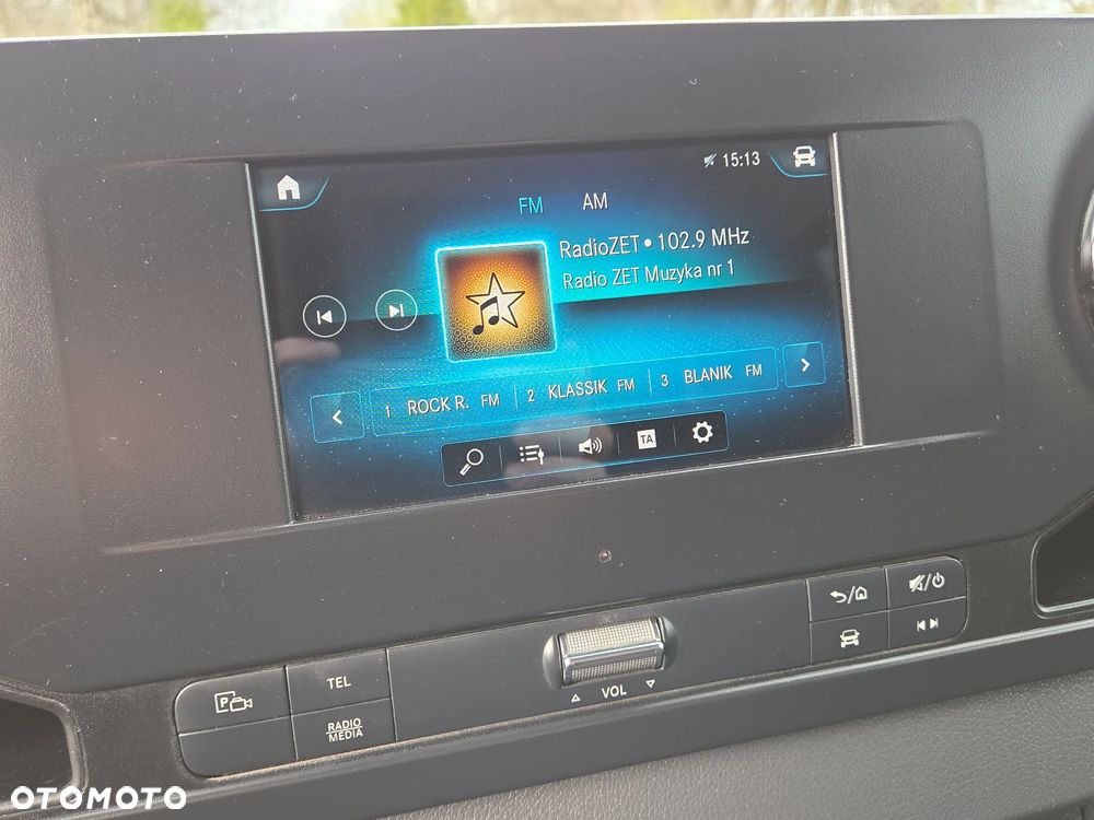 Mercedes-Benz Sprinter - 20