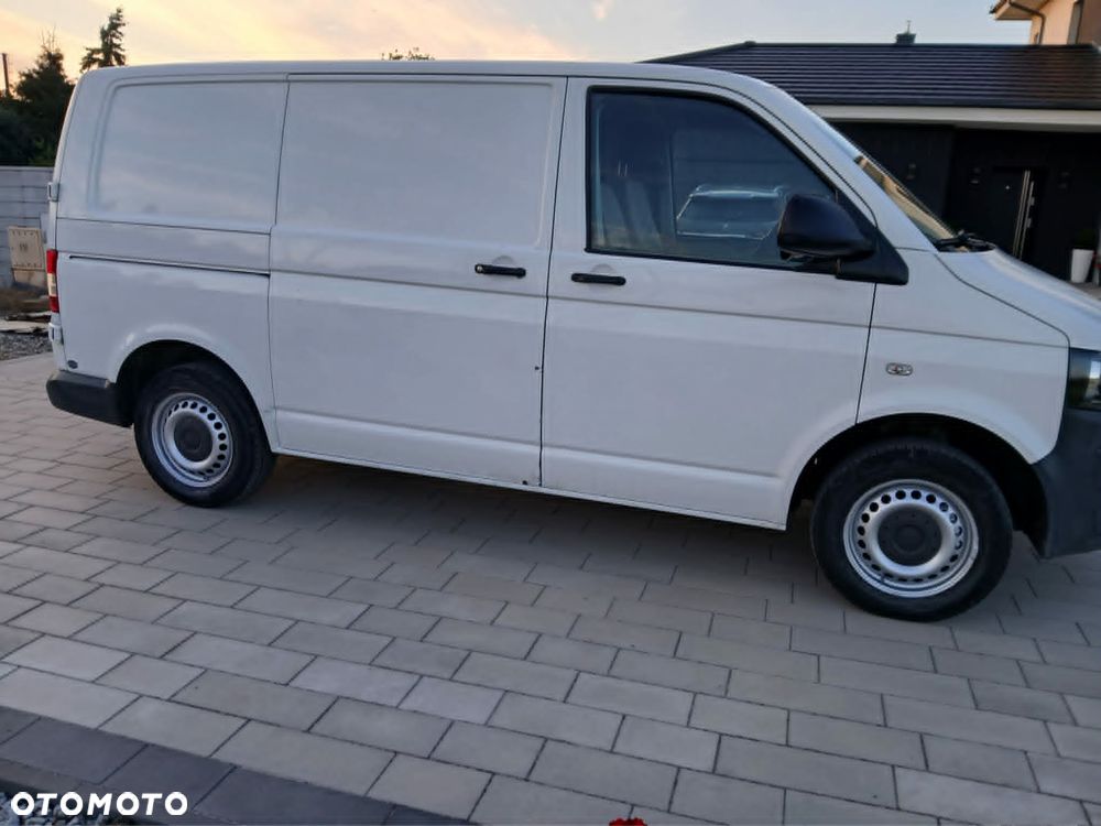 Volkswagen Transporter - 4