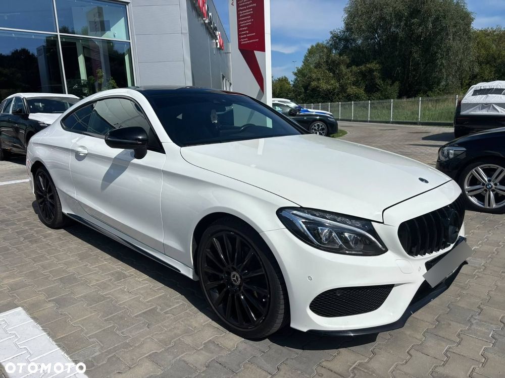 Mercedes-Benz Klasa C 200 4-Matic 9G-Tronic - 1