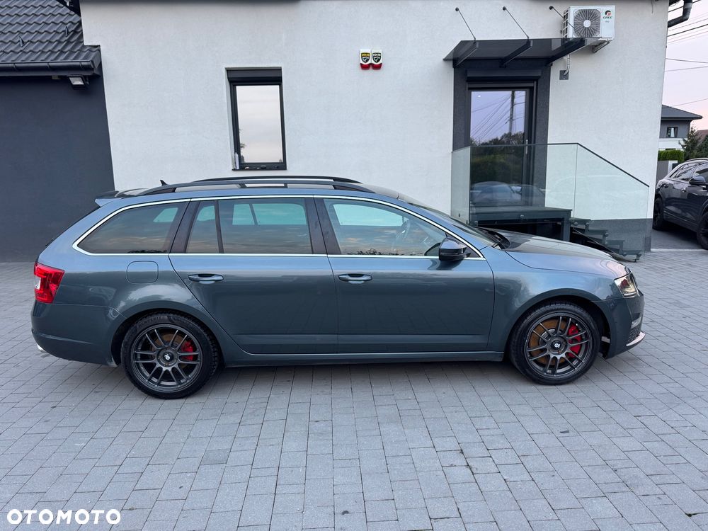 Skoda Octavia 2.0 TSI RS - 13