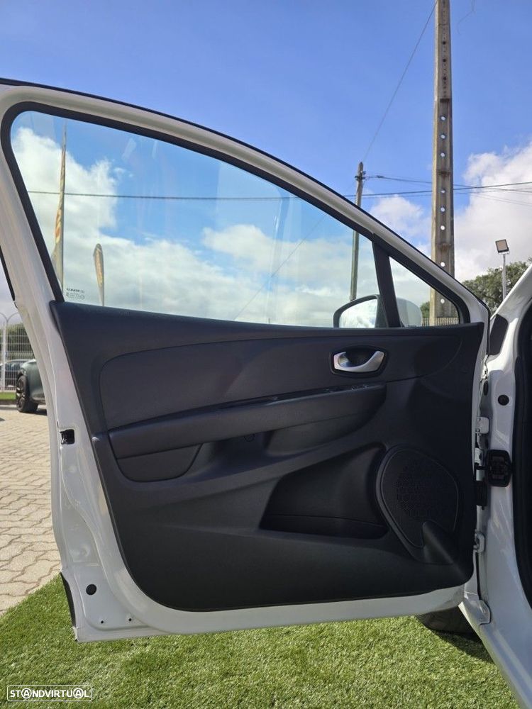 Renault Clio 1.5 dCi Zen — fotografia 7