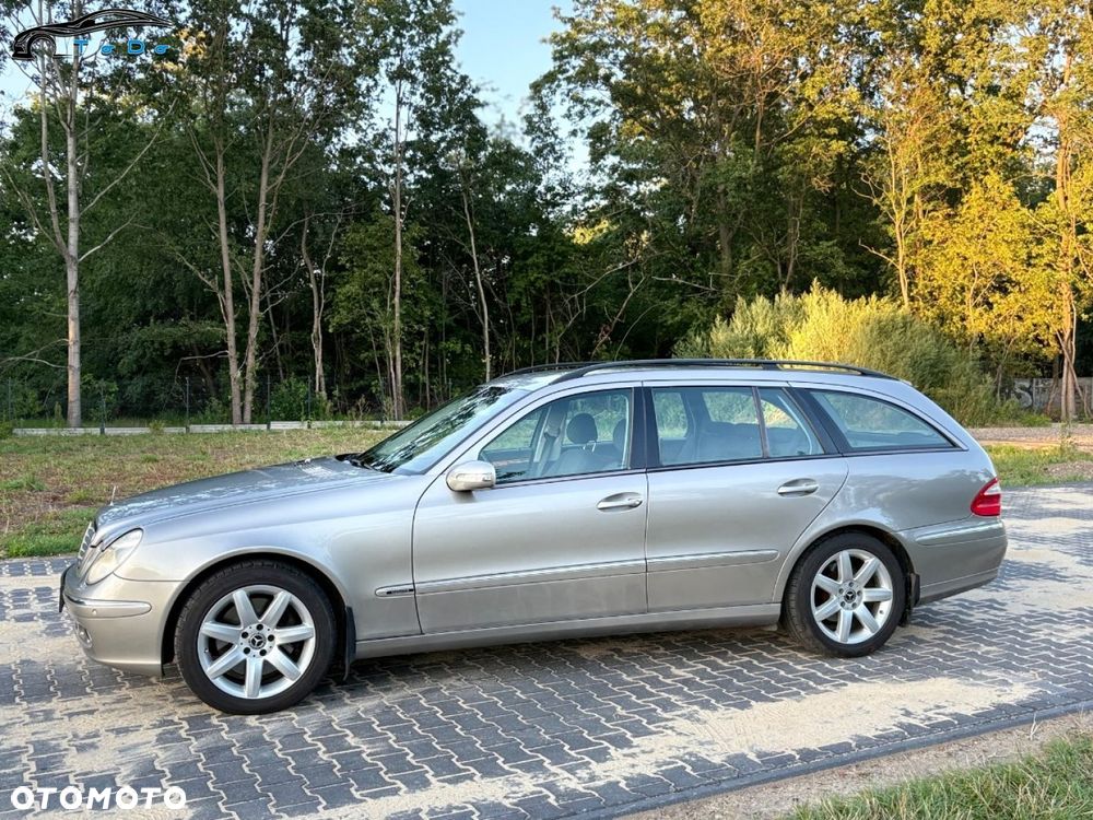 Mercedes-Benz Klasa E 500 4-Matic T Elegance - 17