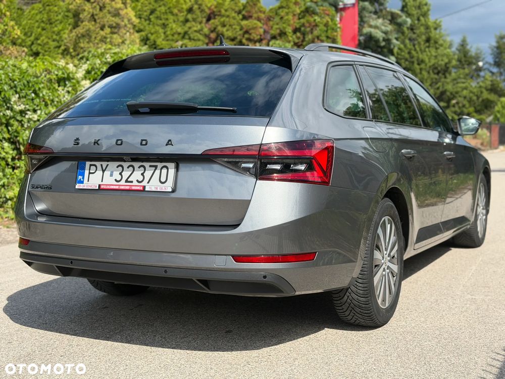 Skoda Superb 2.0 TDI SCR Style DSG - 5