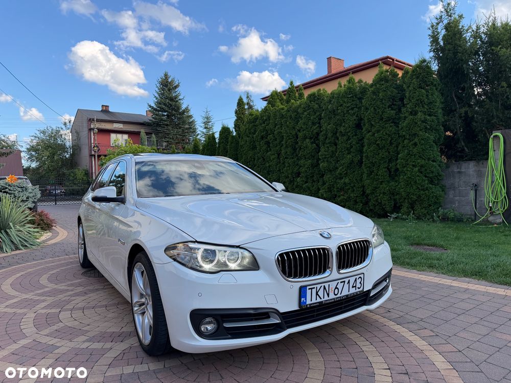 BMW Seria 5 525d Luxury Line - 4