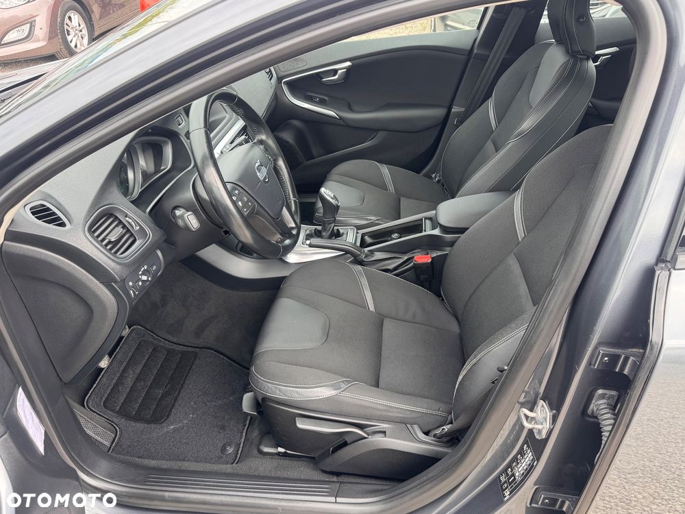 Volvo V40 D2 Kinetic - 18