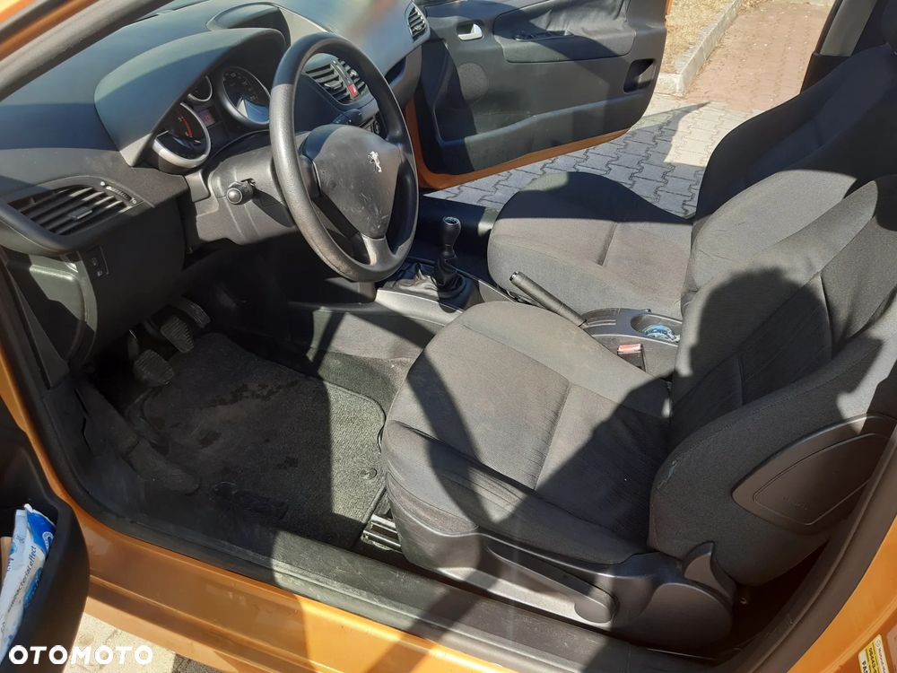 Peugeot 207 110 HDi FAP (Blue Lion) Tendance - 16