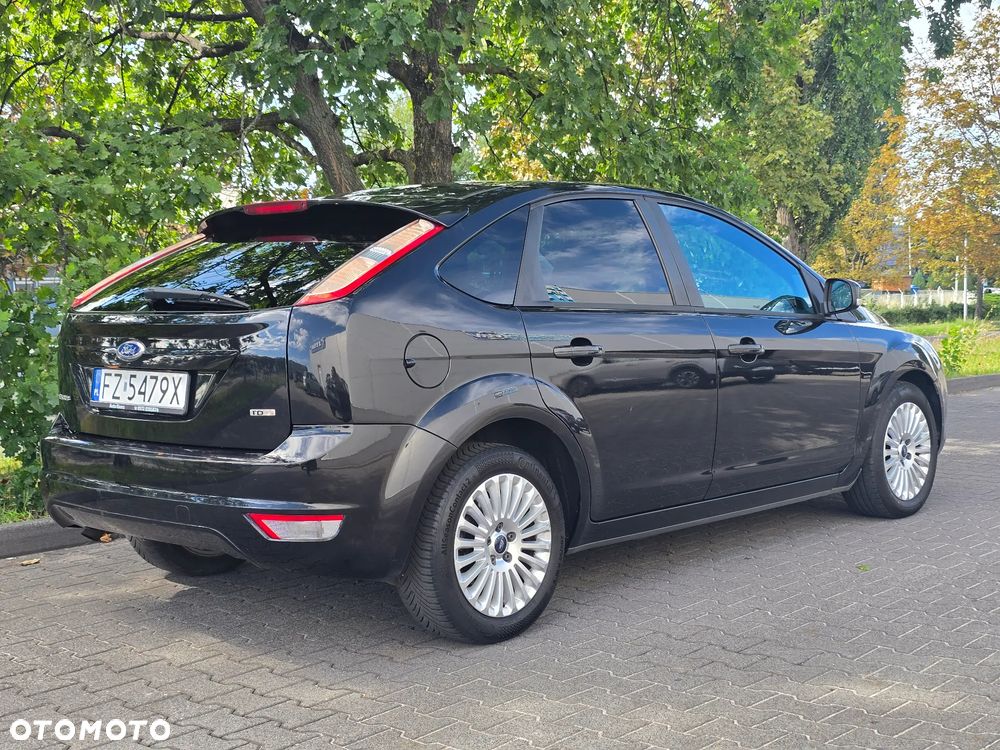 Ford Focus 2.0 TDCi DPF Titanium - 10