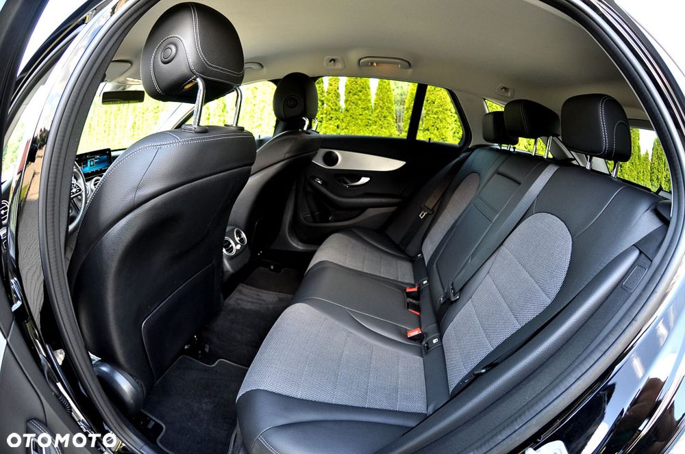 Mercedes-Benz Klasa C 220 d 9G-TRONIC AMG Line - 20
