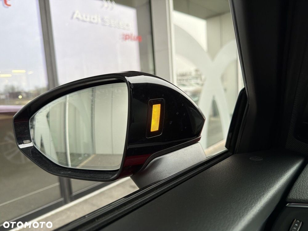 Audi A6 Avant - 32
