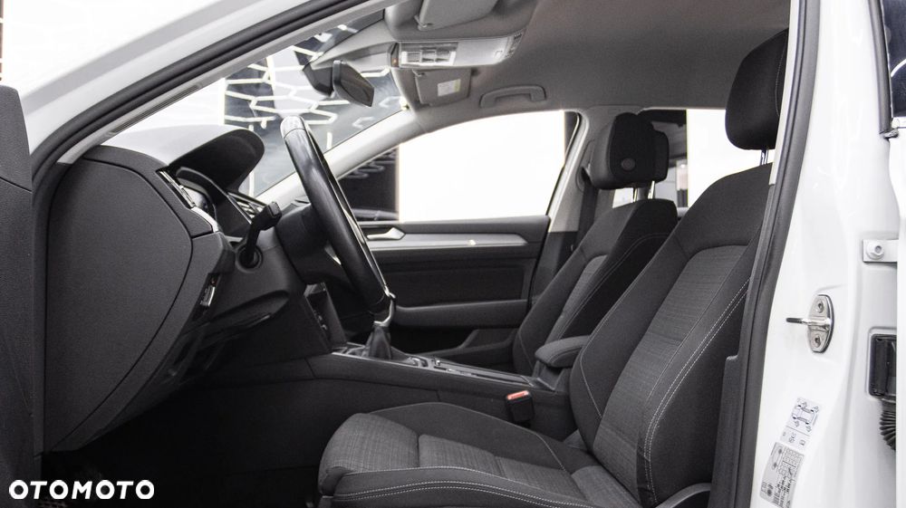 Volkswagen Passat Variant 1.5 TSI EVO Business - 17