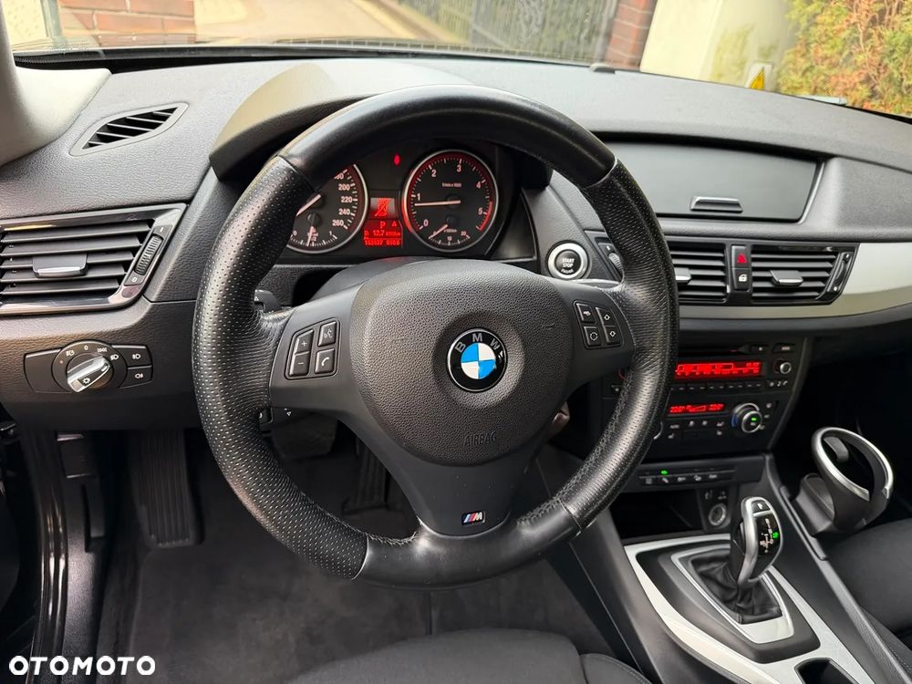 BMW X1 xDrive18d Sport Line - 18