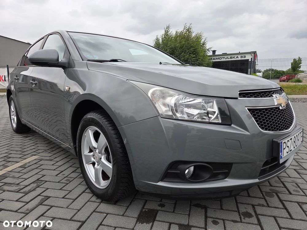 Chevrolet Cruze 1.8 LT - 1