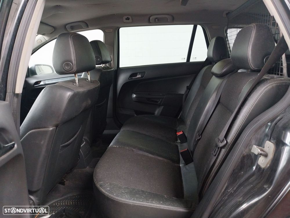 Opel Astra Caravan 1.9 CDTi Cosmo - 7