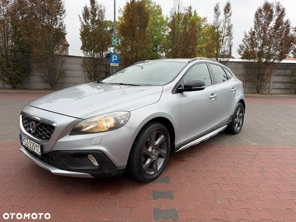 Volvo V40 Cross Country - 35