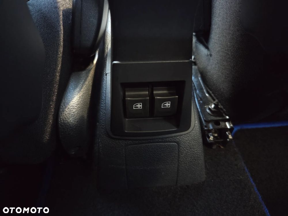 Dacia Sandero TCe 90 Celebration - 19