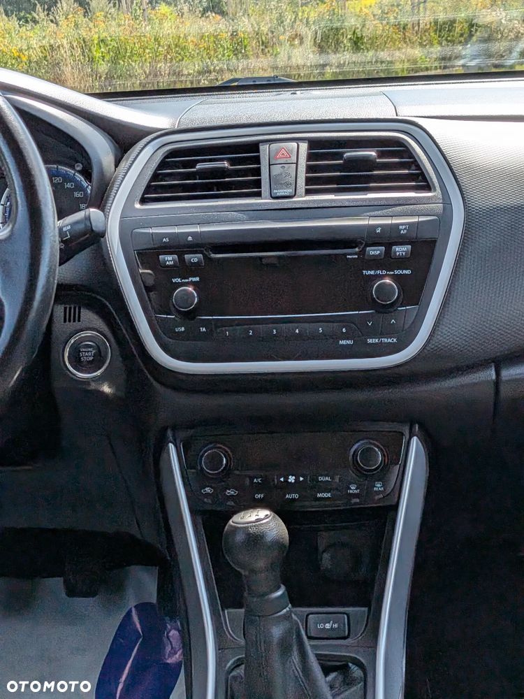 Suzuki SX4 S-Cross 1.6 Premium Plus 4WD - 24