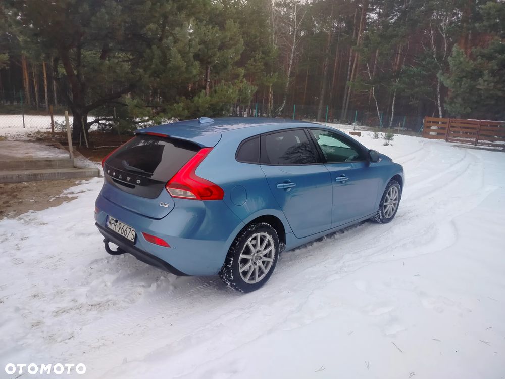 Volvo V40 D2 - 10