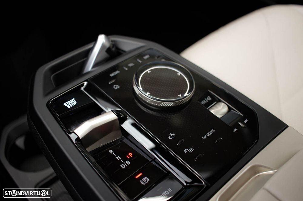 BMW iX xDrive40 - 20