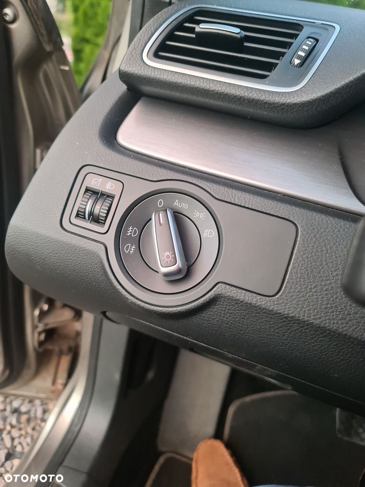 Volkswagen Passat Variant 2.0 TDI DPF Comfortline DSG - 22