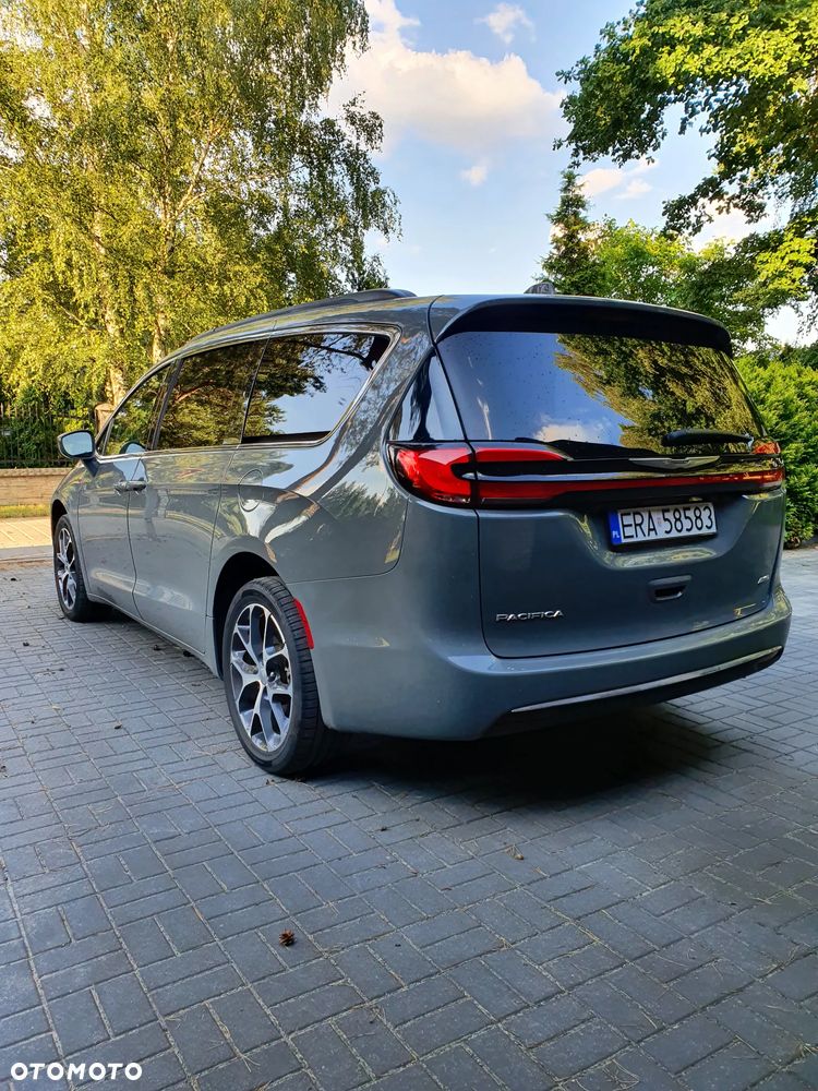 Chrysler Pacifica - 7