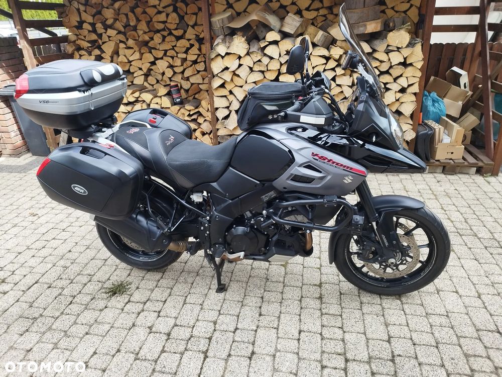 Suzuki V-STROM - 2