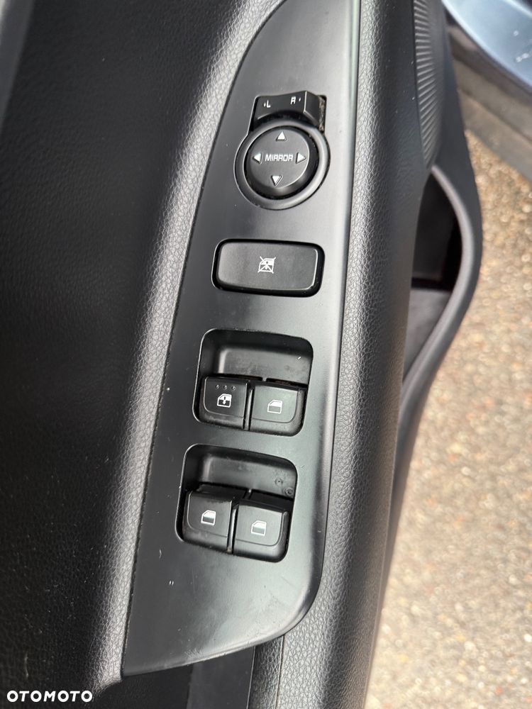 Kia Stonic 1.0 T-GDI 120 Spirit - 18