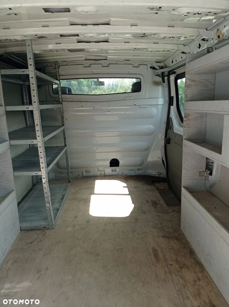 Opel VIVARO 1,9 DTI - 15