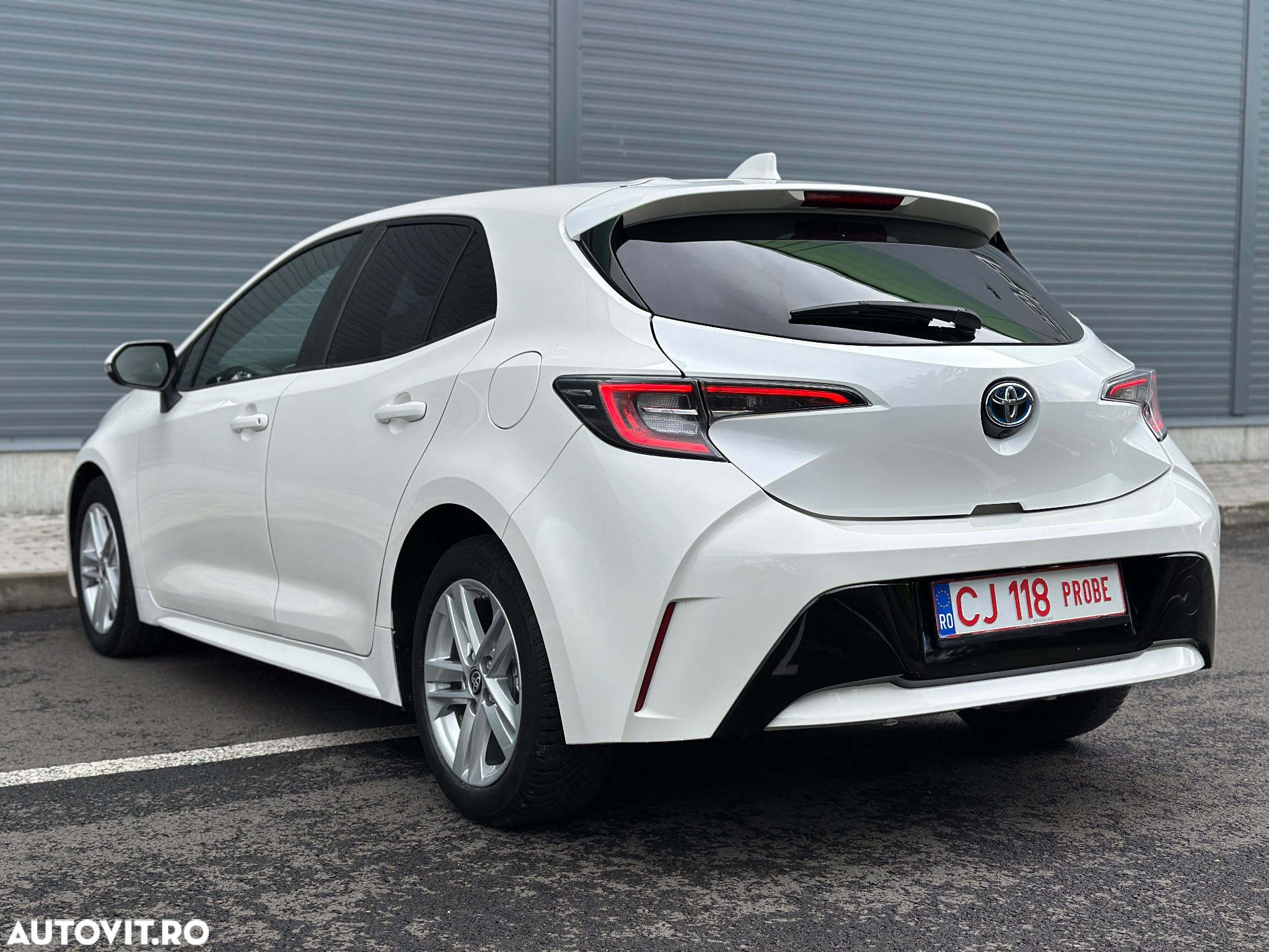 Toyota Corolla Sedan 1.8 HSD Dynamic - 15