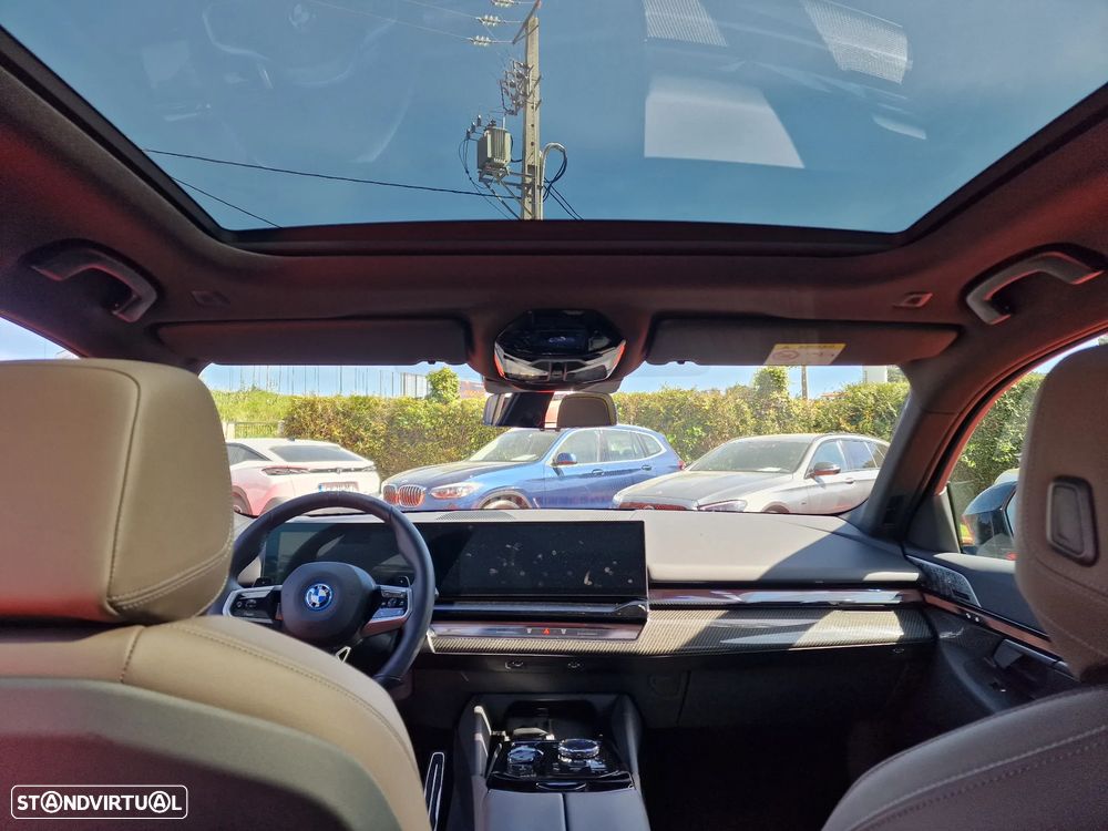 BMW 550 e xDrive Pack Desportivo M Pro - 22