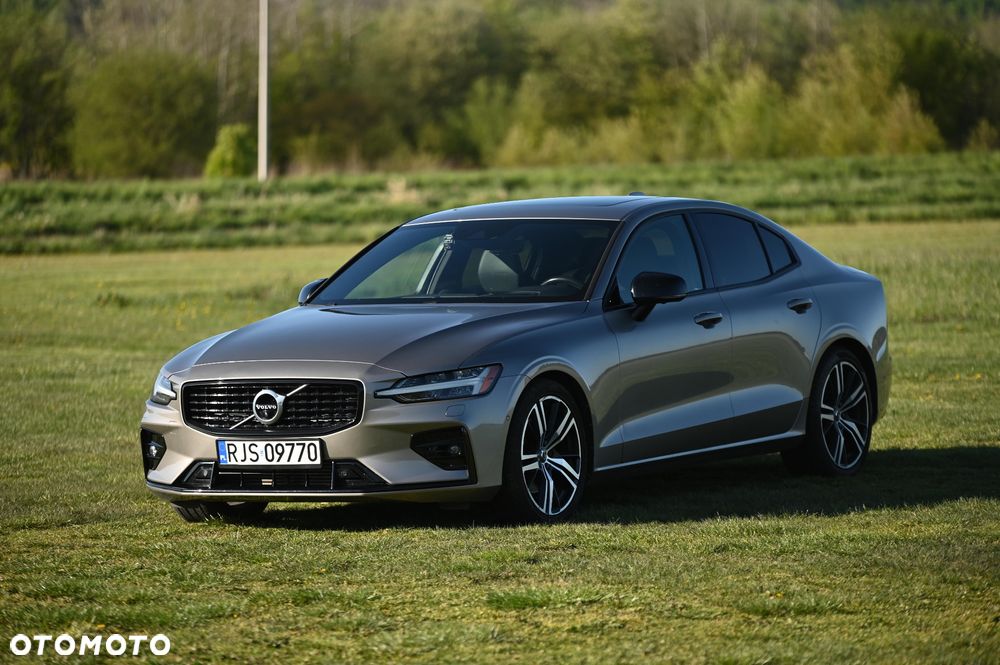 Volvo S60 T5 R-Design - 5