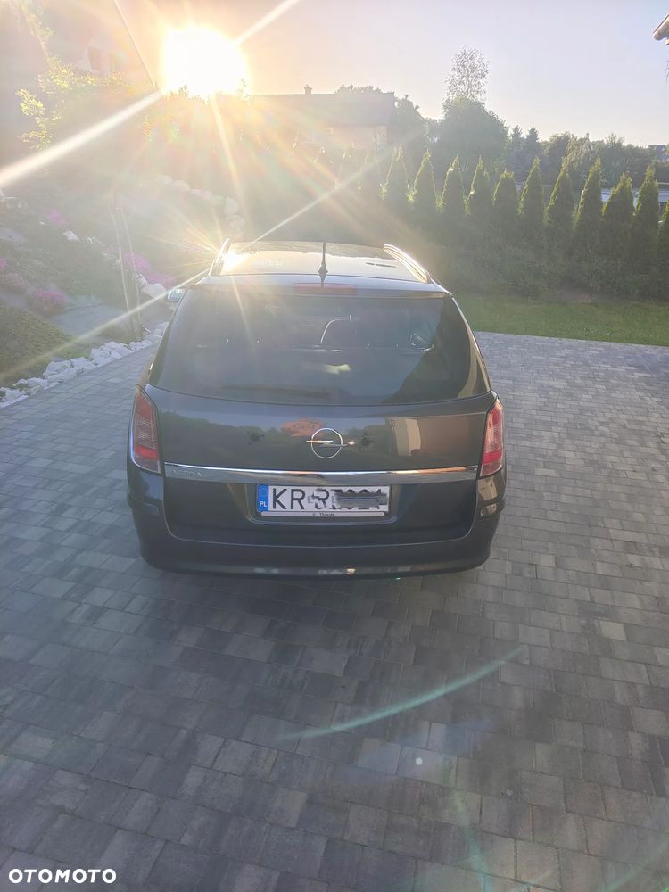 Opel Astra 1.6 Selection - 18