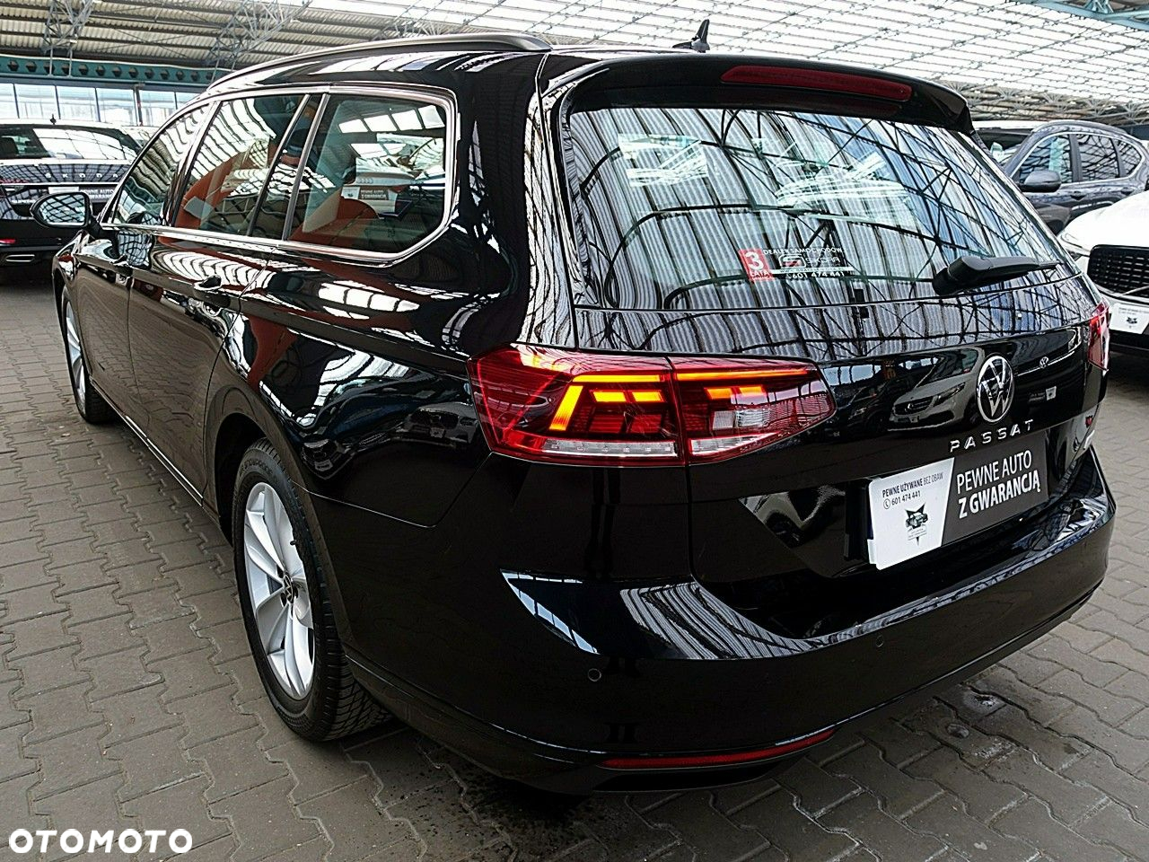 Volkswagen Passat - 10