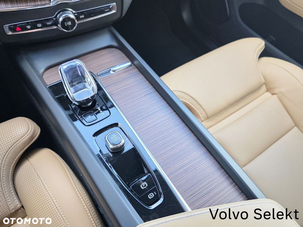 Volvo XC 60 - 33