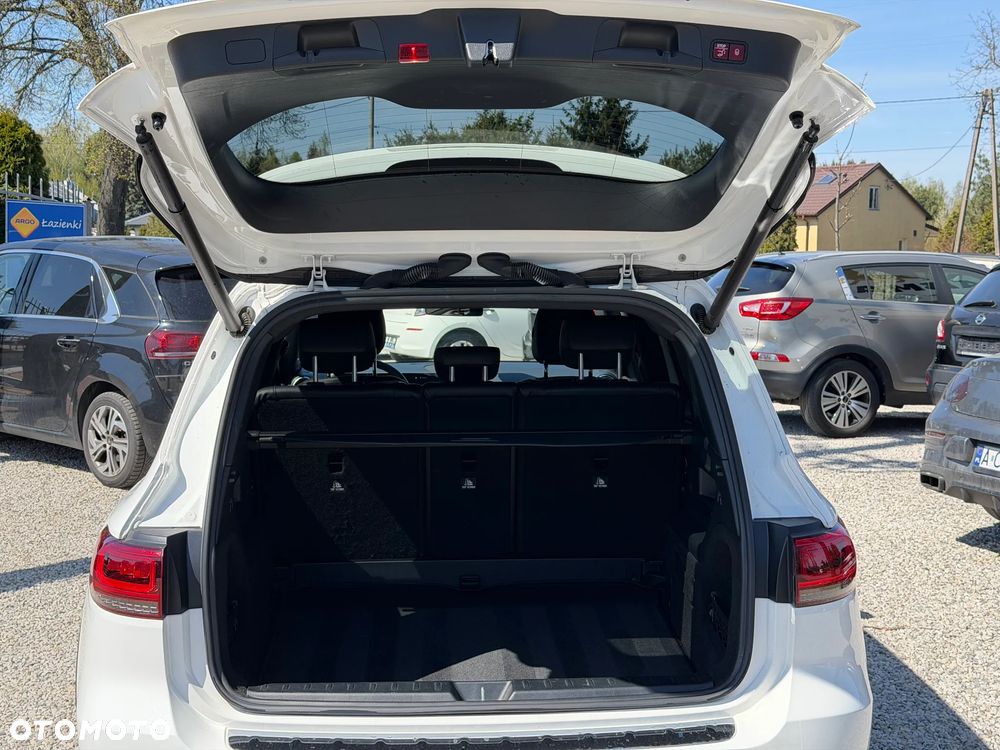 Mercedes-Benz GLB 250 4-Matic 8G-DCT - 22